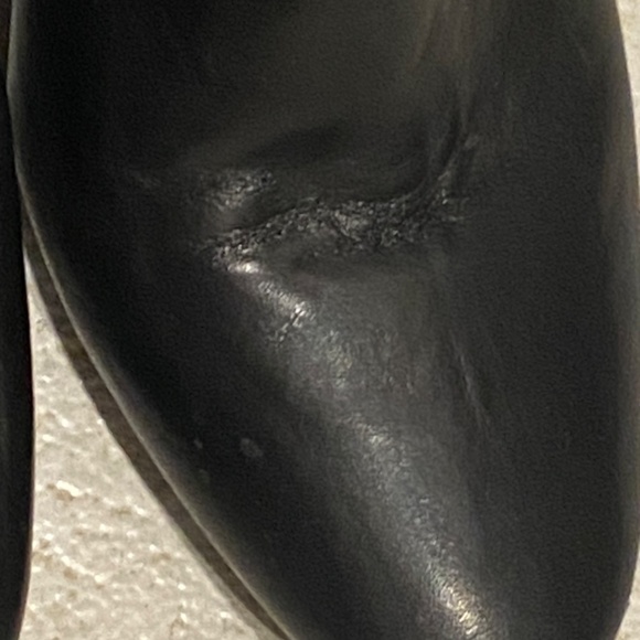 Lauren Ralph Lauren black leather heeled zip up booties. sz 8.5 - Picture 11 of 16